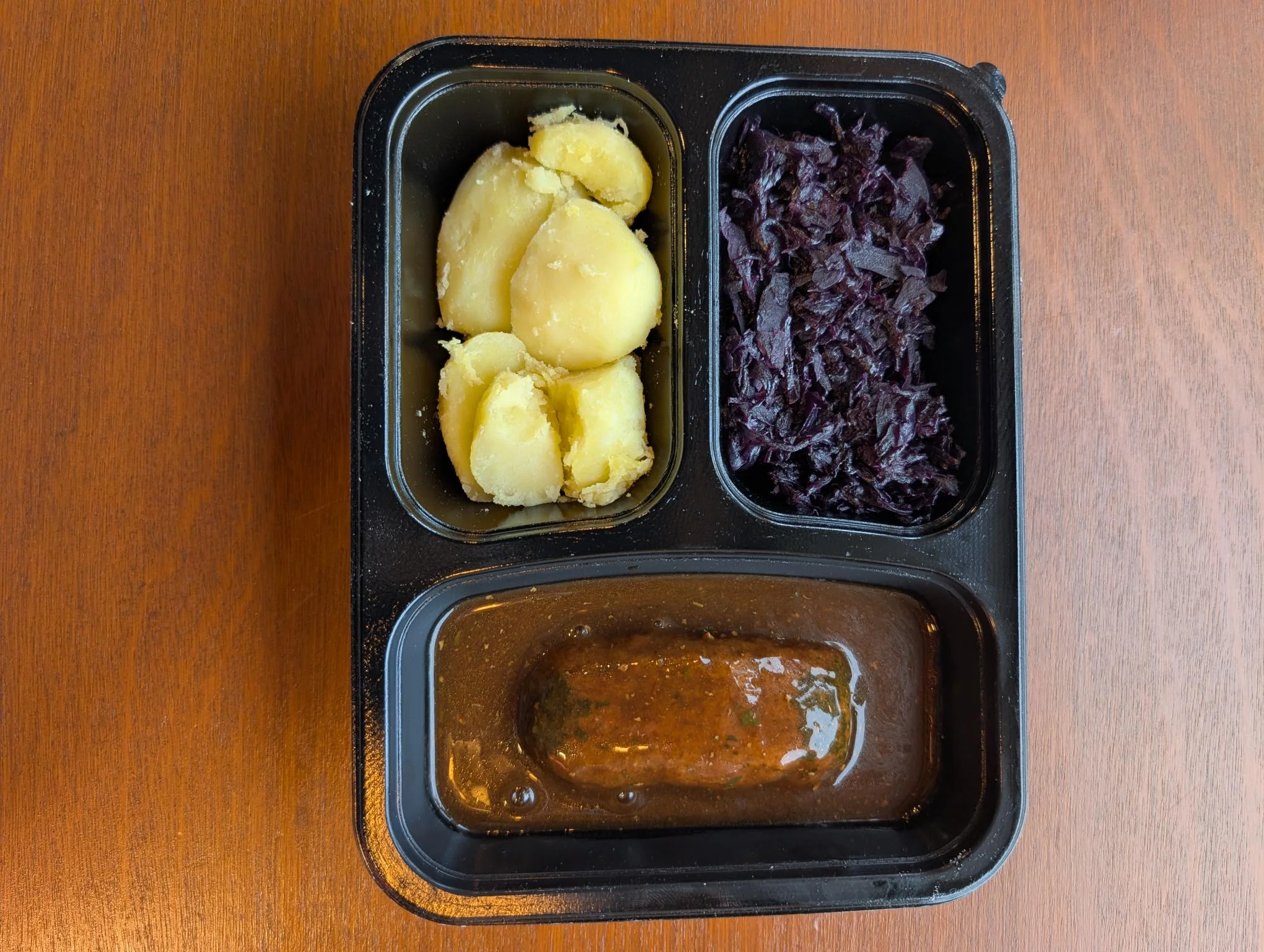 Aardappelen met Boomstammetje en Rode kool met Appeltjes - Aardappelen met boomstammetje en rode kool met appeltjes - mh2014